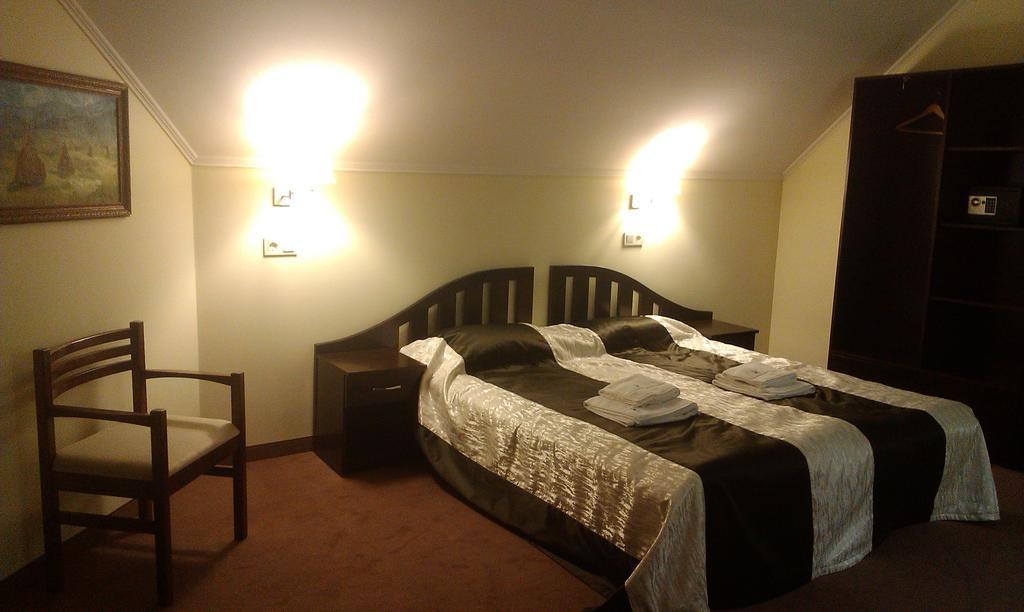 Home Hotel بوكوفِل الغرفة الصورة