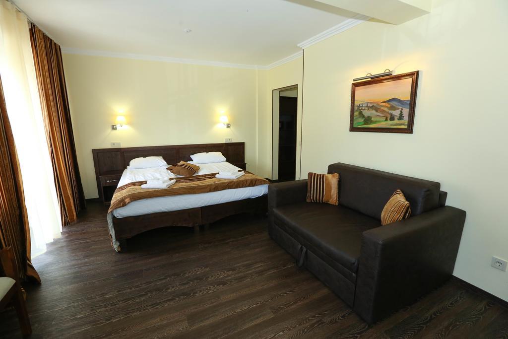 Home Hotel بوكوفِل المظهر الخارجي الصورة