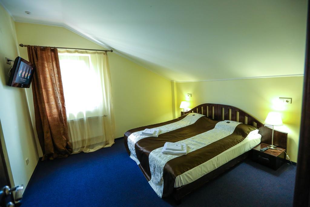 Home Hotel بوكوفِل المظهر الخارجي الصورة