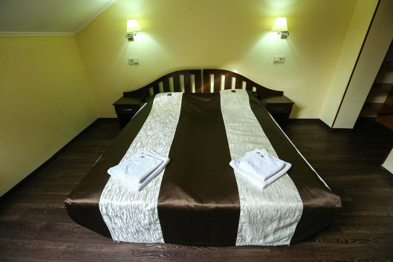 Home Hotel بوكوفِل المظهر الخارجي الصورة